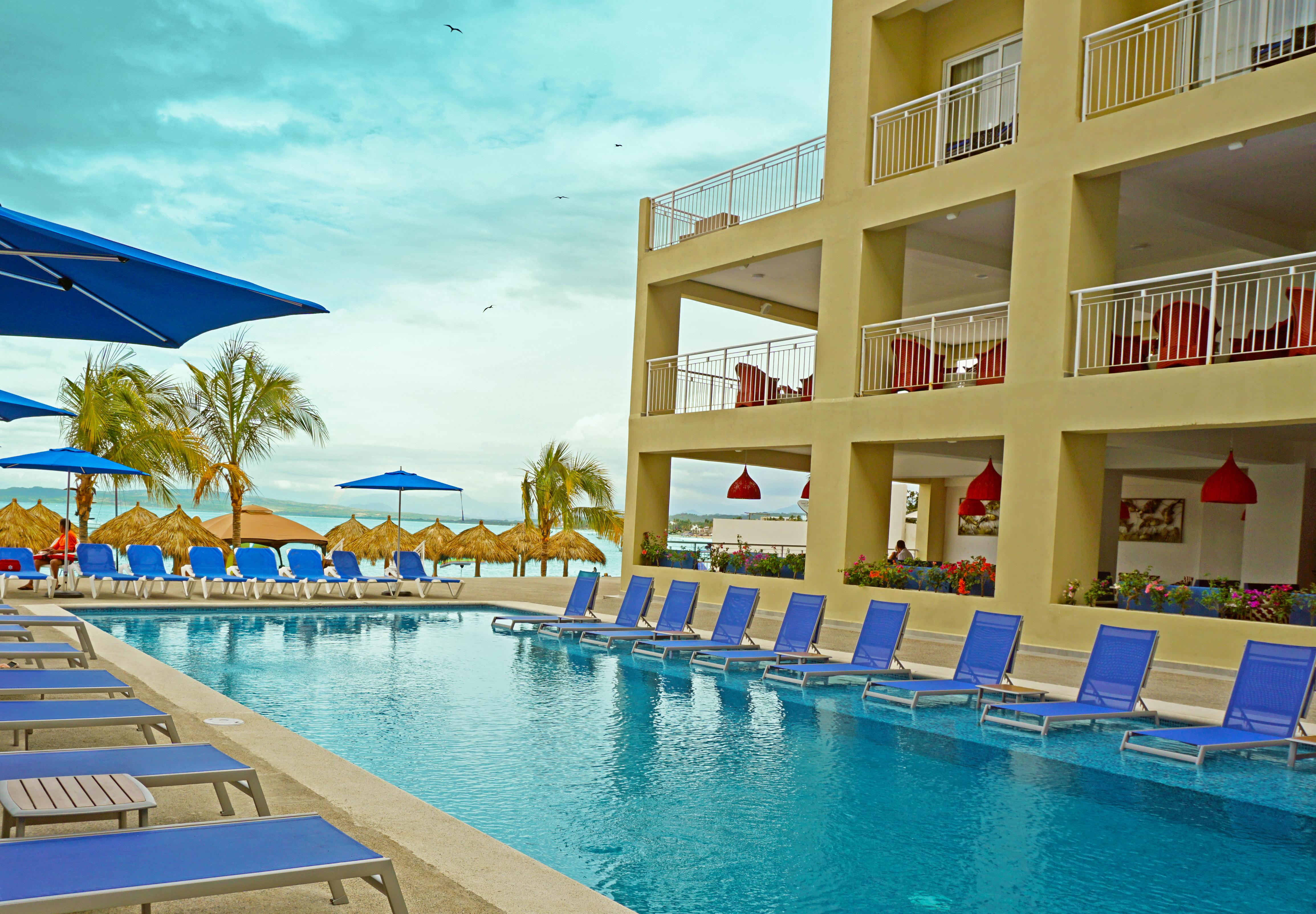 Decameron La Marina Guayabitos, Ramada All-Inclusive Resort 瓜亚比托斯 外观 照片