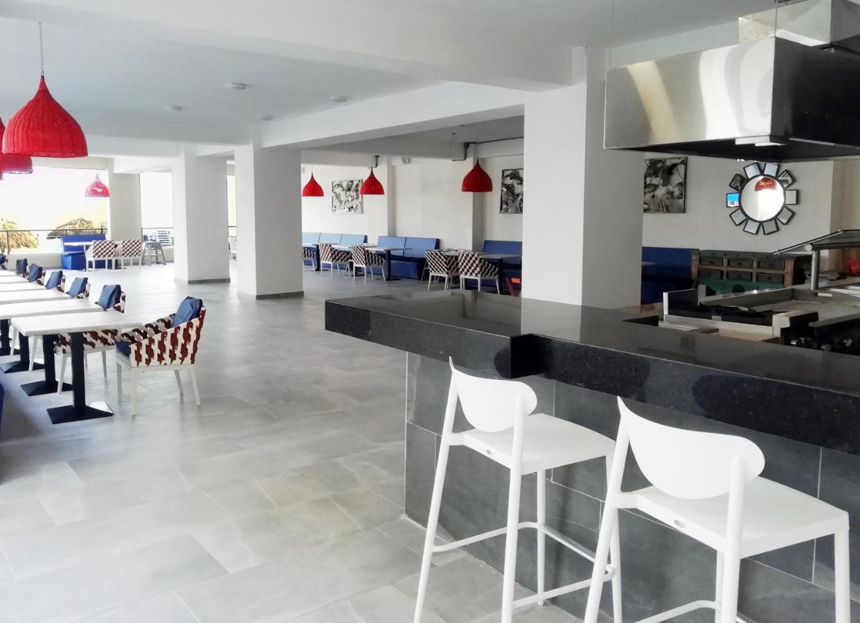 Decameron La Marina Guayabitos, Ramada All-Inclusive Resort 瓜亚比托斯 外观 照片