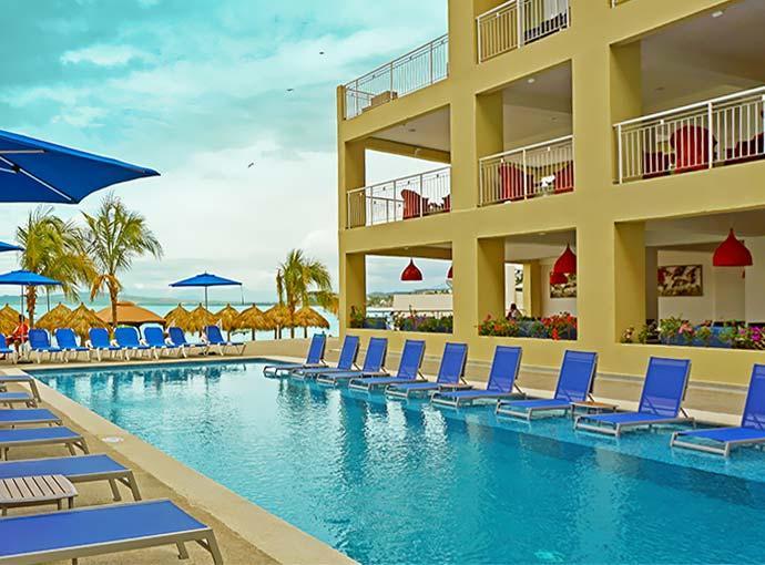 Decameron La Marina Guayabitos, Ramada All-Inclusive Resort 瓜亚比托斯 外观 照片