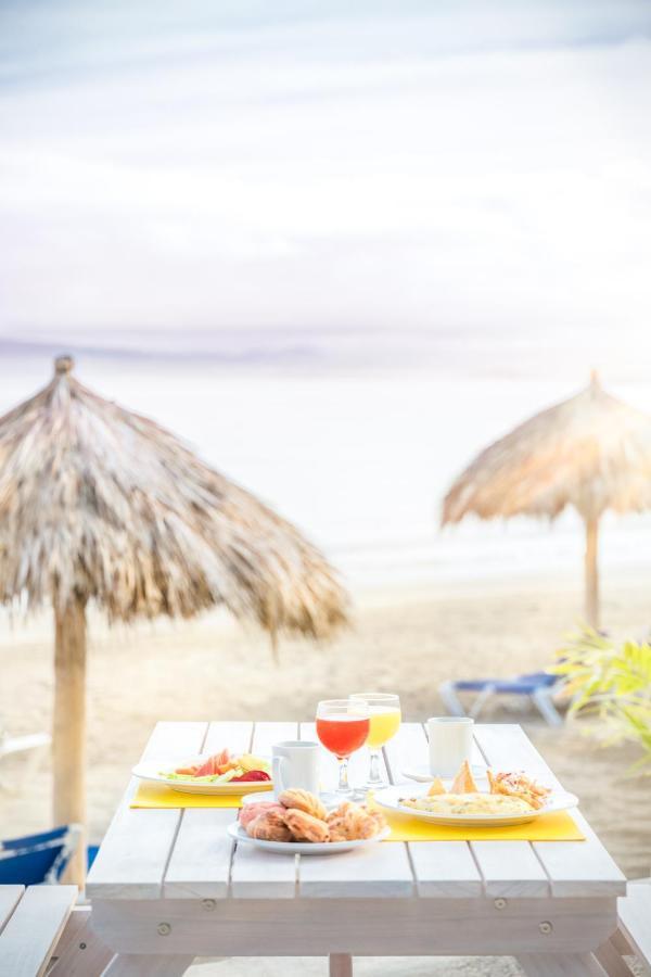 Decameron La Marina Guayabitos, Ramada All-Inclusive Resort 瓜亚比托斯 外观 照片